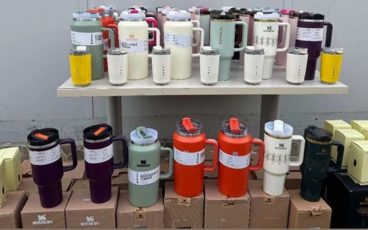 Kocaeli'de 9 tabanca ve 100 termos ele geçirildi