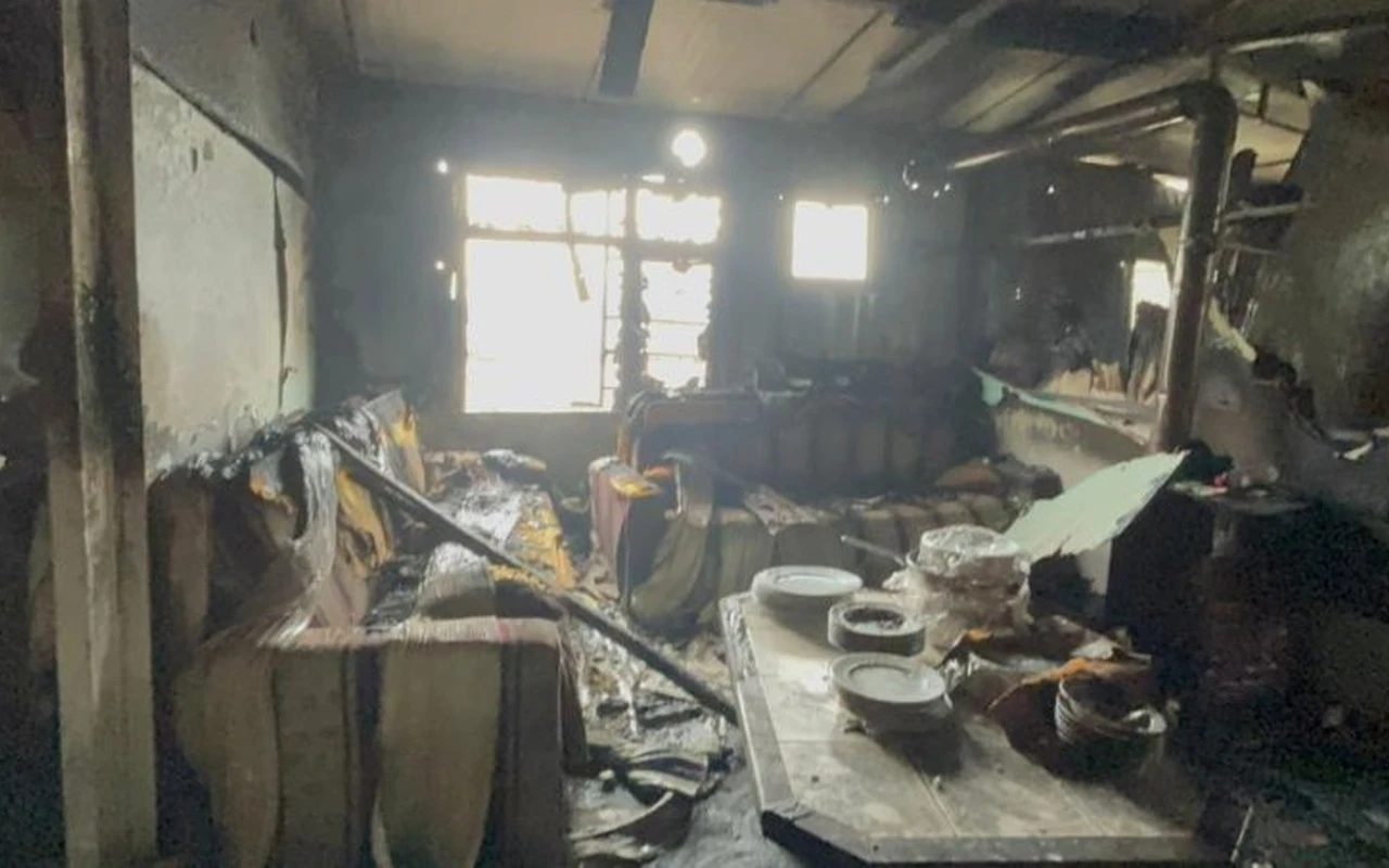 Dilovası'nda prefabrik ev yangınında yaşlı adam öldü