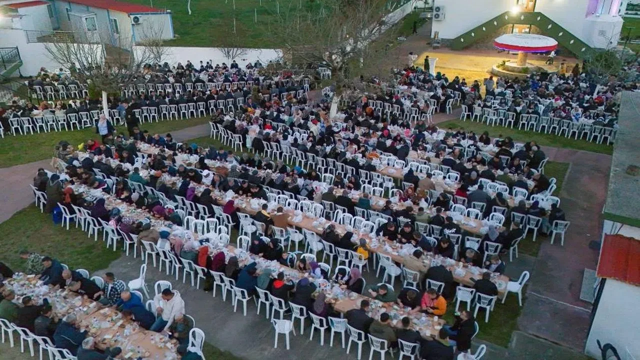 Antikkapı'dan Ramazan ayında dev hizmet: 175 bin Kocaelili iftarını orada açtı