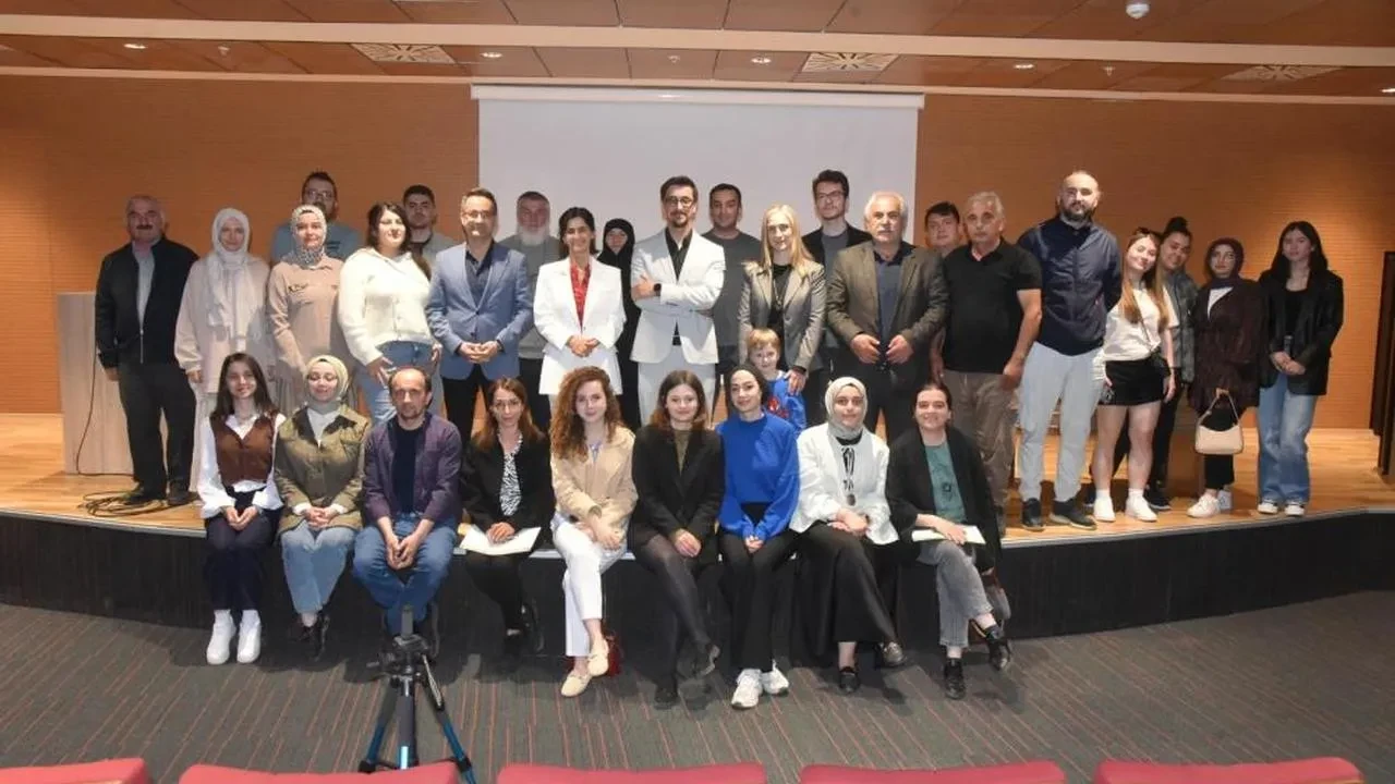 Sahte bal şoku: Profesörden zehir uyarısı