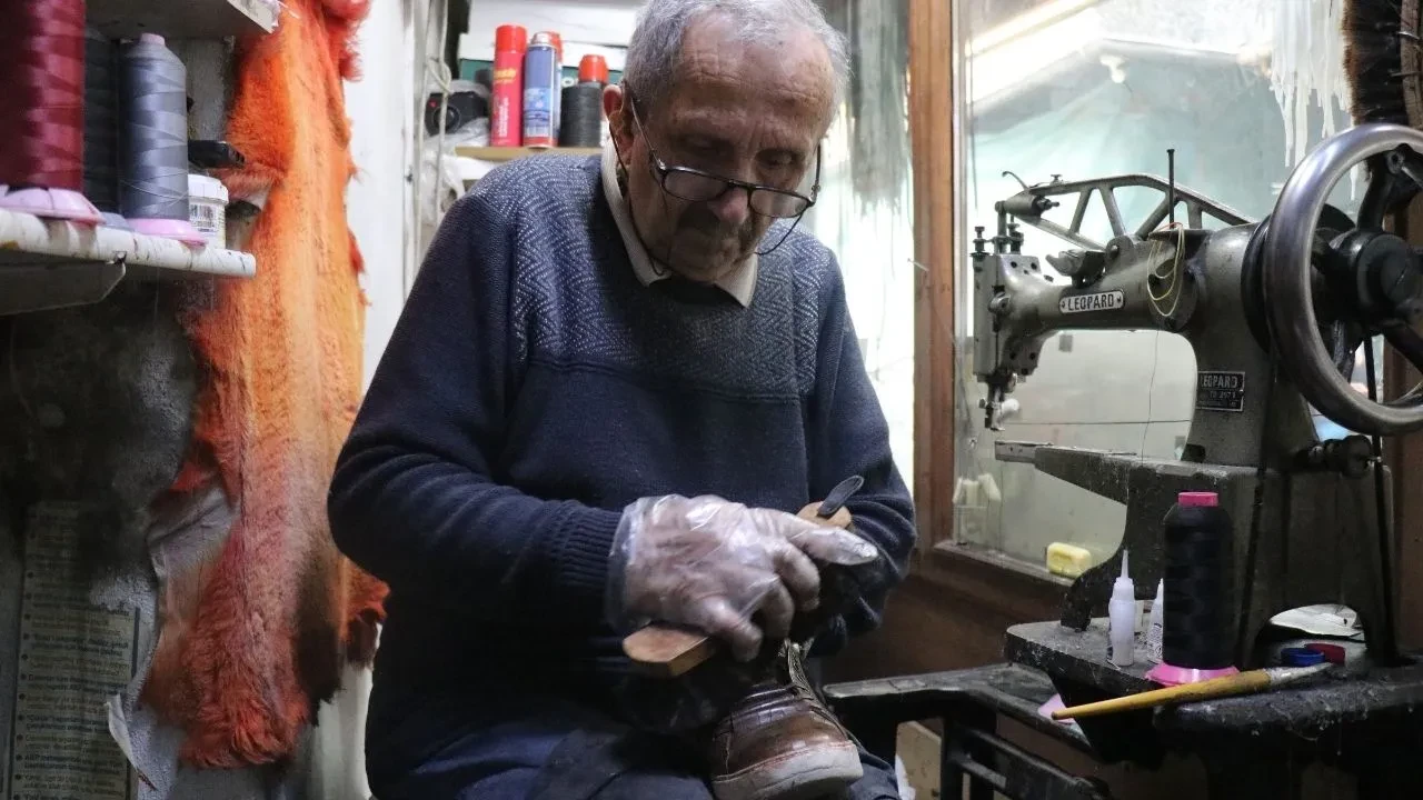 Son kale ayakta: Sakarya'da 3,5 metrekarelik dükkânda 63 yıllık direniş