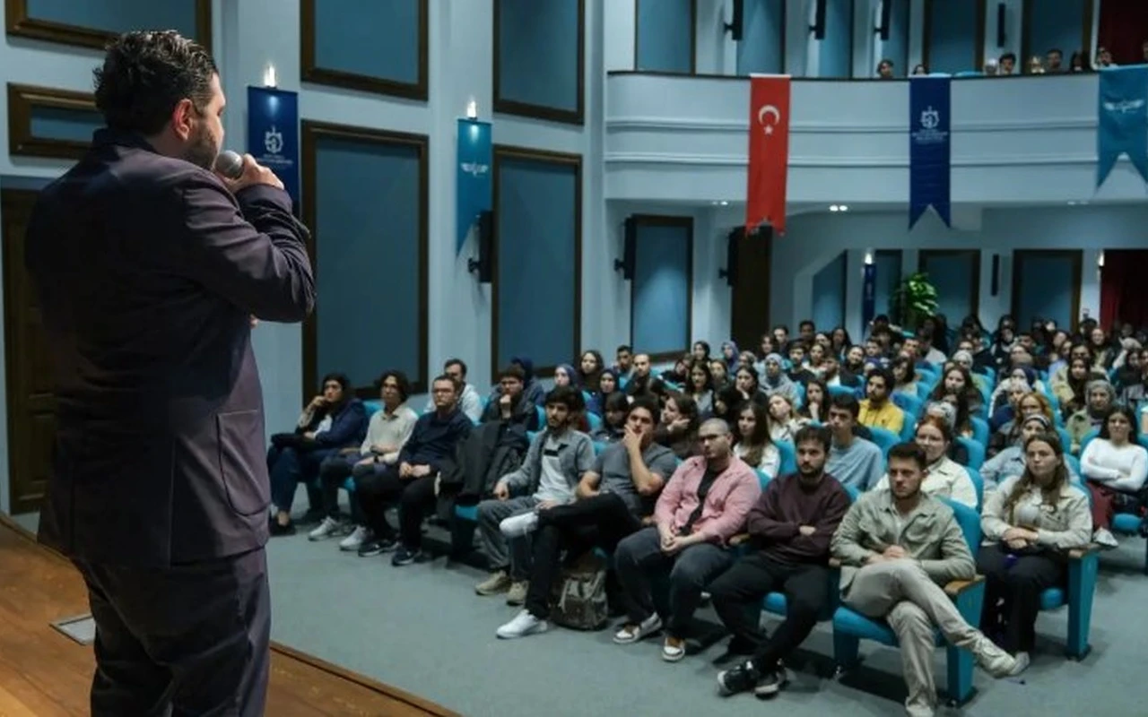 Kocaeli Büyükşehir gençlere kariyer programı başlattı