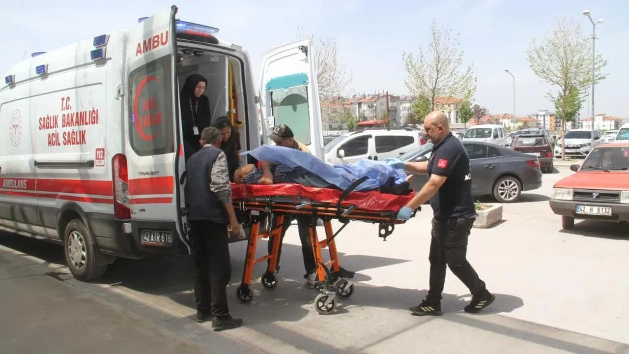 Beyşehir'de çiftçi çapa motoruna ayağını kaptırdı, sağlık durumu nasıl?