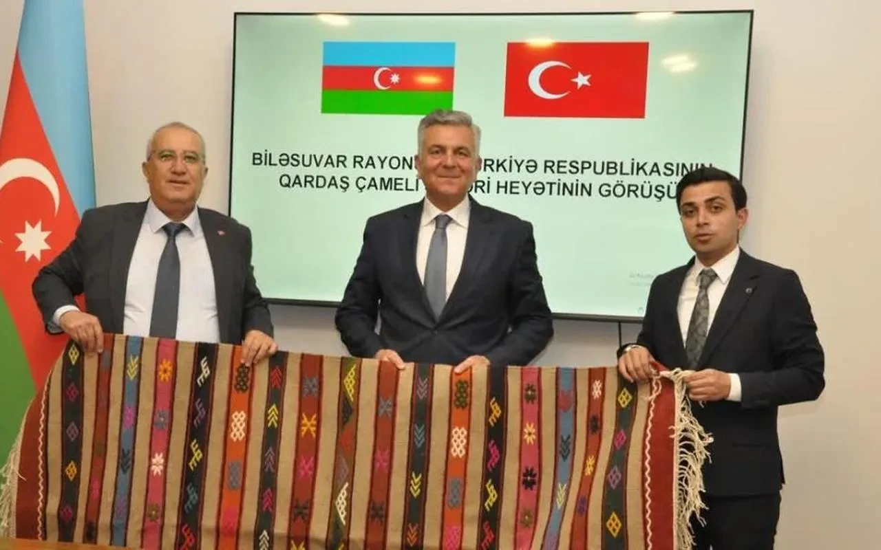Çameli heyeti Azerbaycan'ın Bilesuvar kentinde temaslarda bulundu