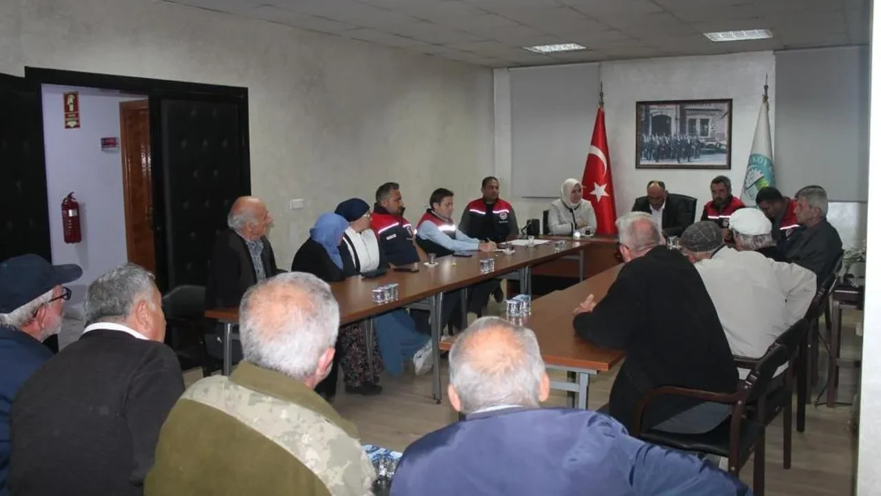 Düzce'de kahverengi kokarca için acil toplantı! Hangi yöntemler devreye girecek?