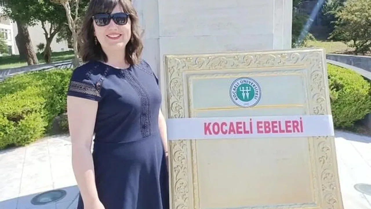 5 Mayıs'ta Kocaeli'de Ebeler Günü kutlandı: Program yoğun ilgi ile karşılandı