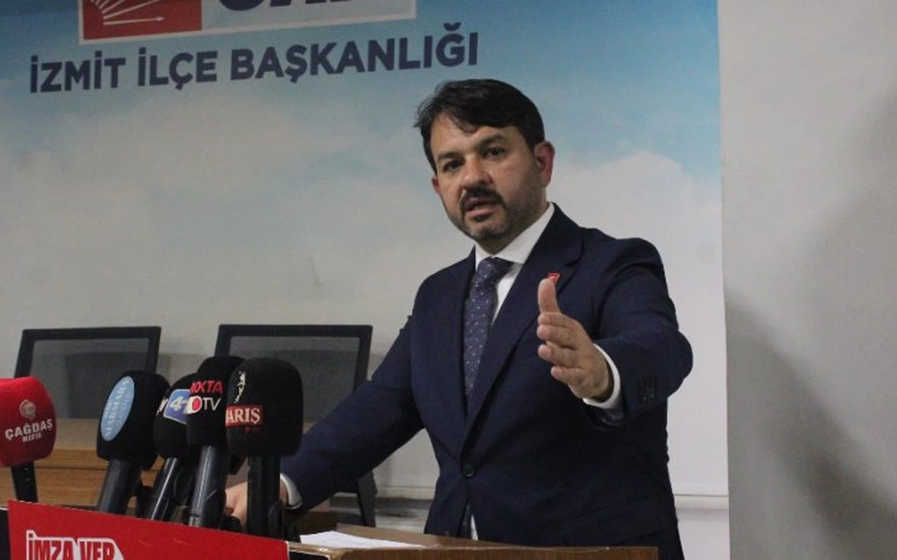 CHP İzmit Başkanı profesöre Atatürk tepkisi verdi