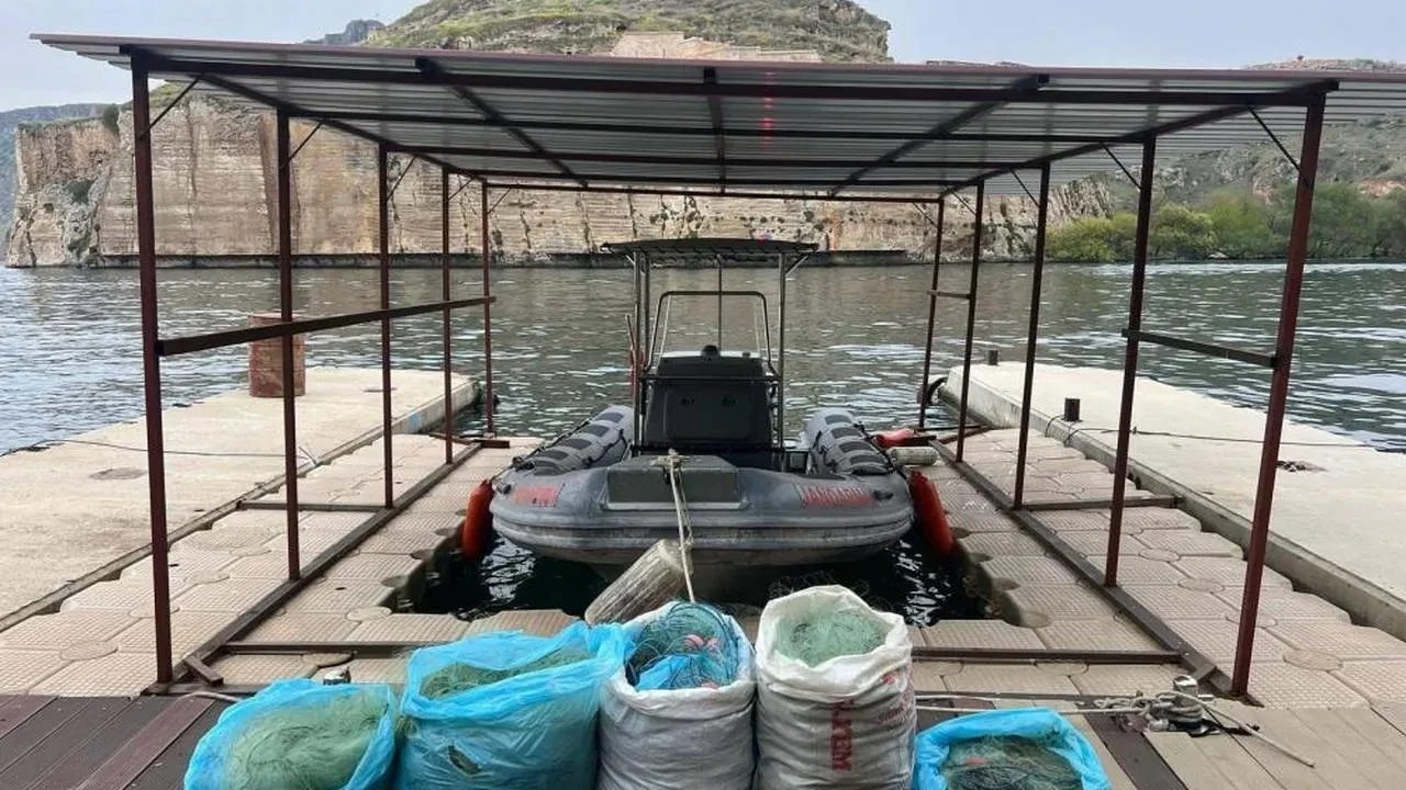 Gaziantep'te yasa dışı balık avına suçüstü: 700 metrelik ağ ele geçirildi!