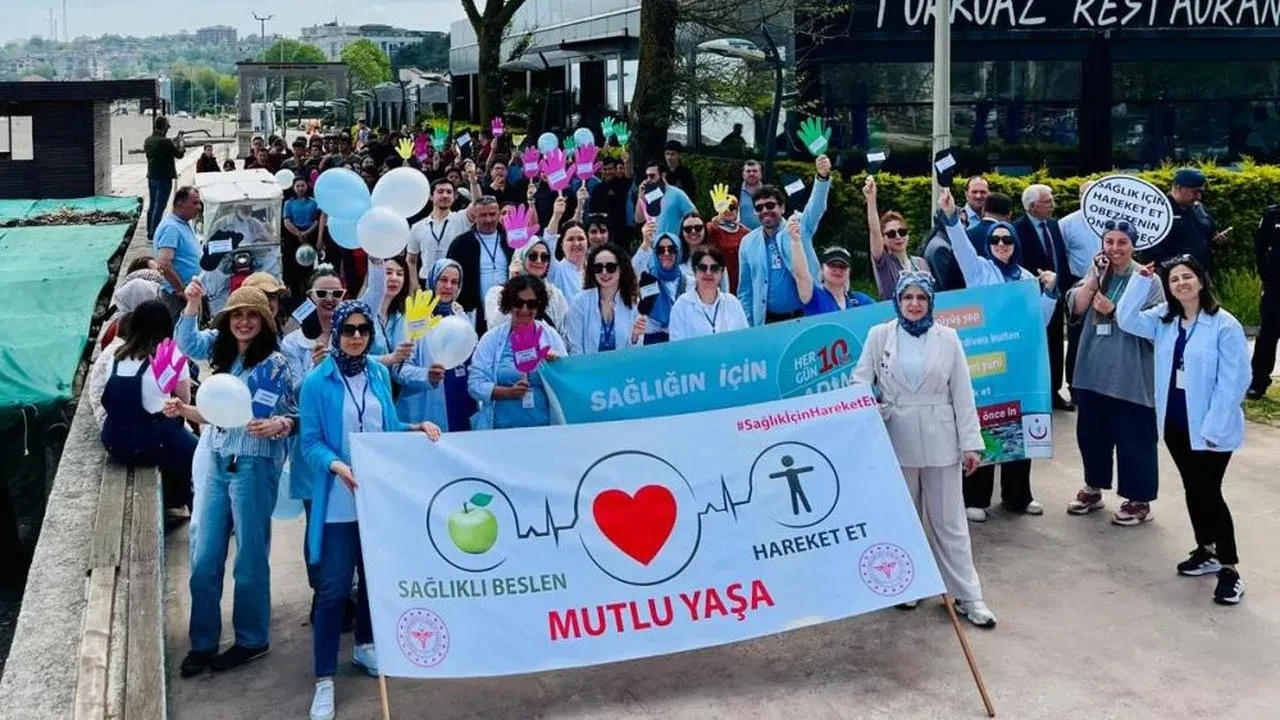 Sağlıklı yaşam için bir adım: Akçakoca'da farkındalık yürüyüşü düzenlendi