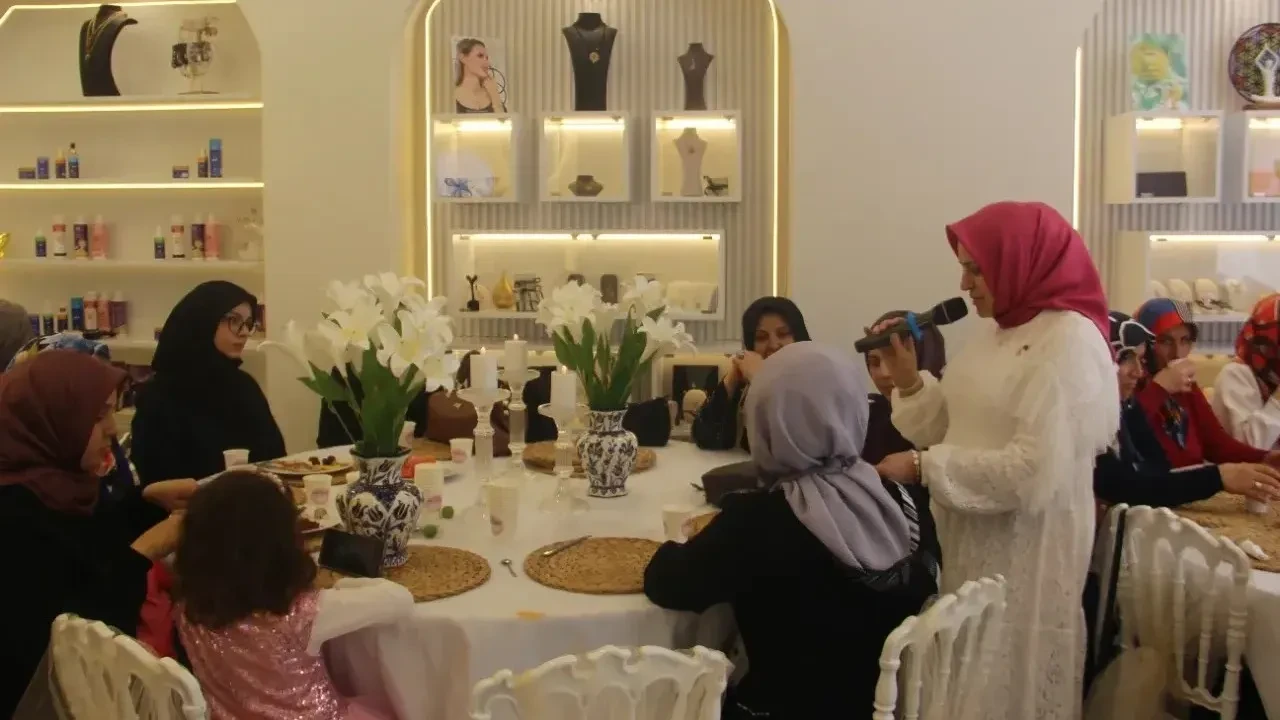 Altın Zambak'tan yepyeni bir deneyim: FS Beauty & Wellness 77 uygulaması ile ruhsal huzura ne kadar yakınsınız?