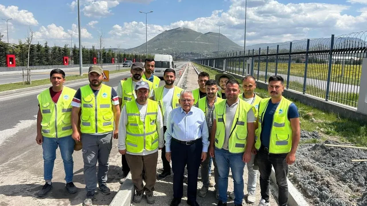 Kayseri'de bisiklet yolunun yapımında sona gelindi: Büyükkılıç'tan önemli açıklamalar