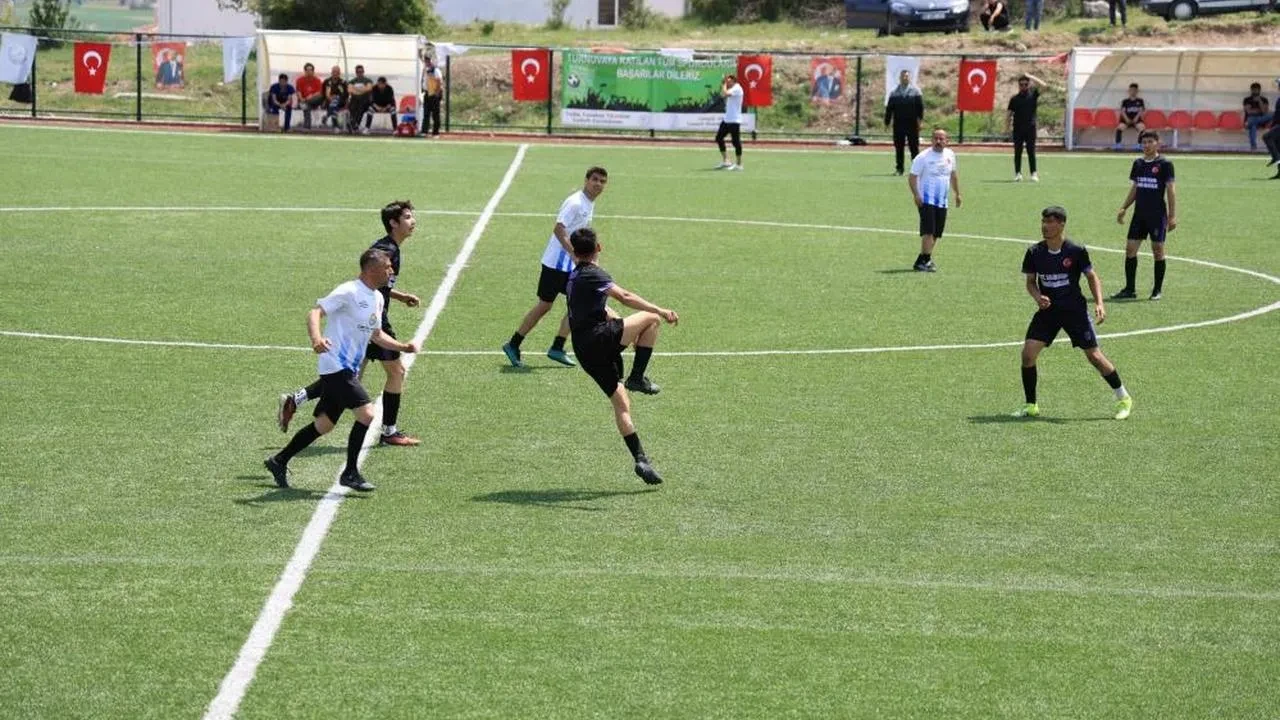 Çameli'de futbol coşkusu sona erdi: Barcelona SK şampiyon, diğer dereceye giren takımlar neler?