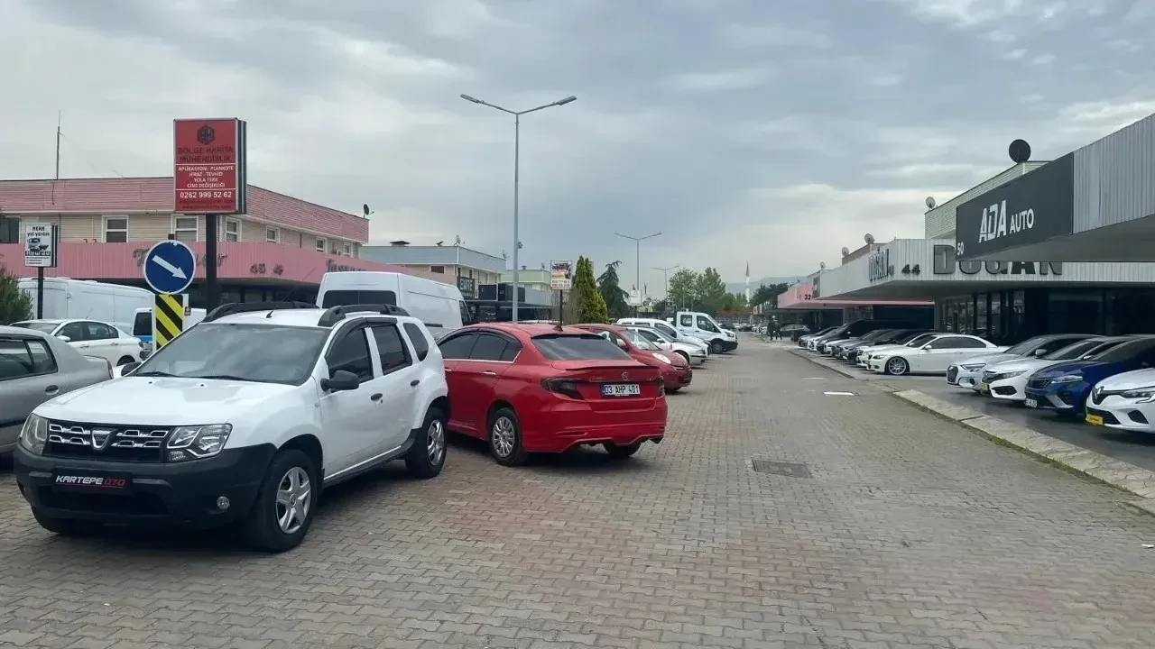 İkinci el otomobil piyasasında canlanma: Kocaeli'nde araç avı başladı!