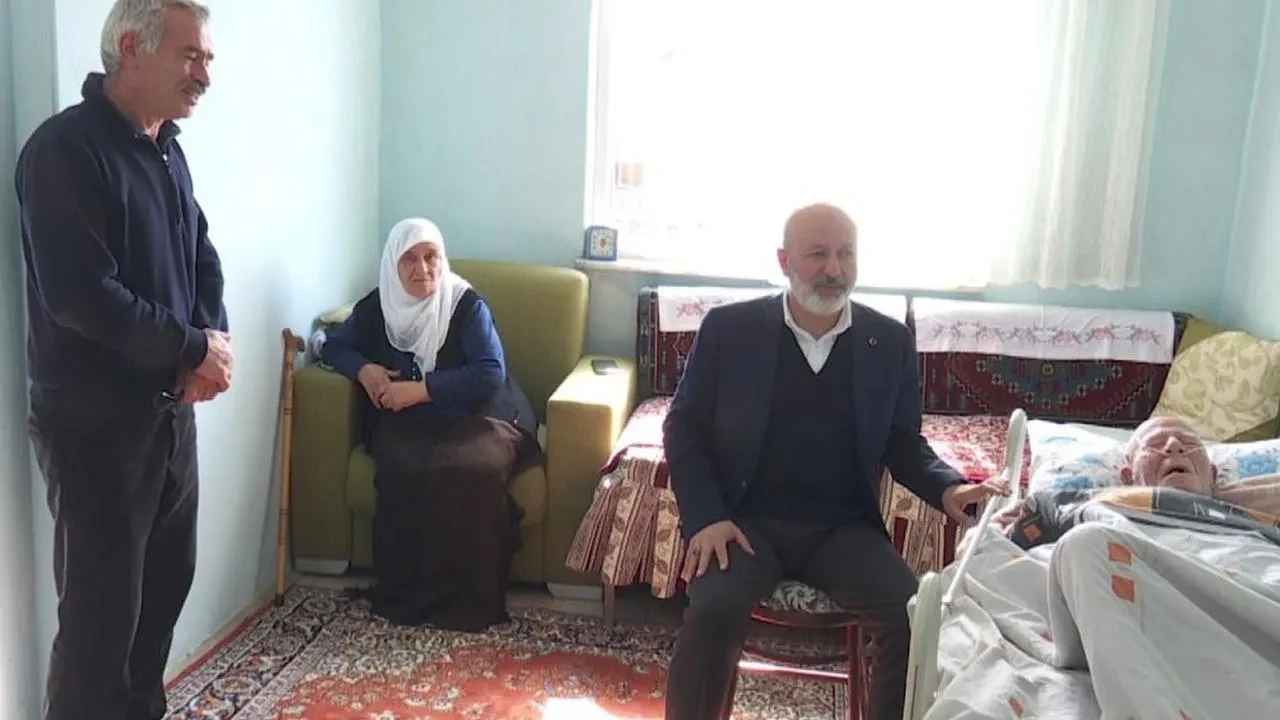 Kocasinan'da evde sağlık hizmeti! Başkan, 'Gönüllere dokunuyoruz' dedi