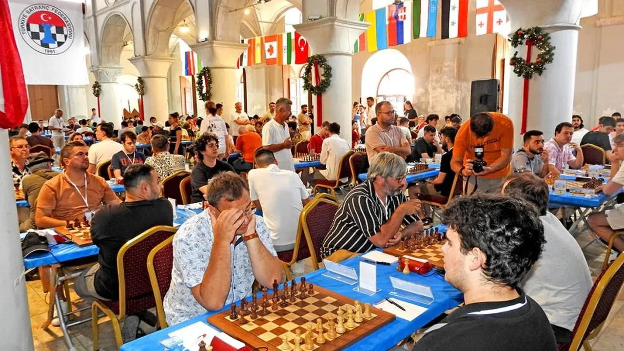 Çeşme Uluslararası Açık Satranç Turnuvası 11. kez kapılarını açıyor