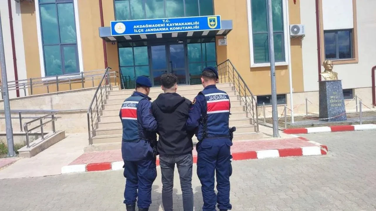 Yozgat'ta suçlulara göz açtırılmıyor: 'Kişiyi Hürriyetinden Yoksun Kılma' suçundan aranan şahıs yakalandı