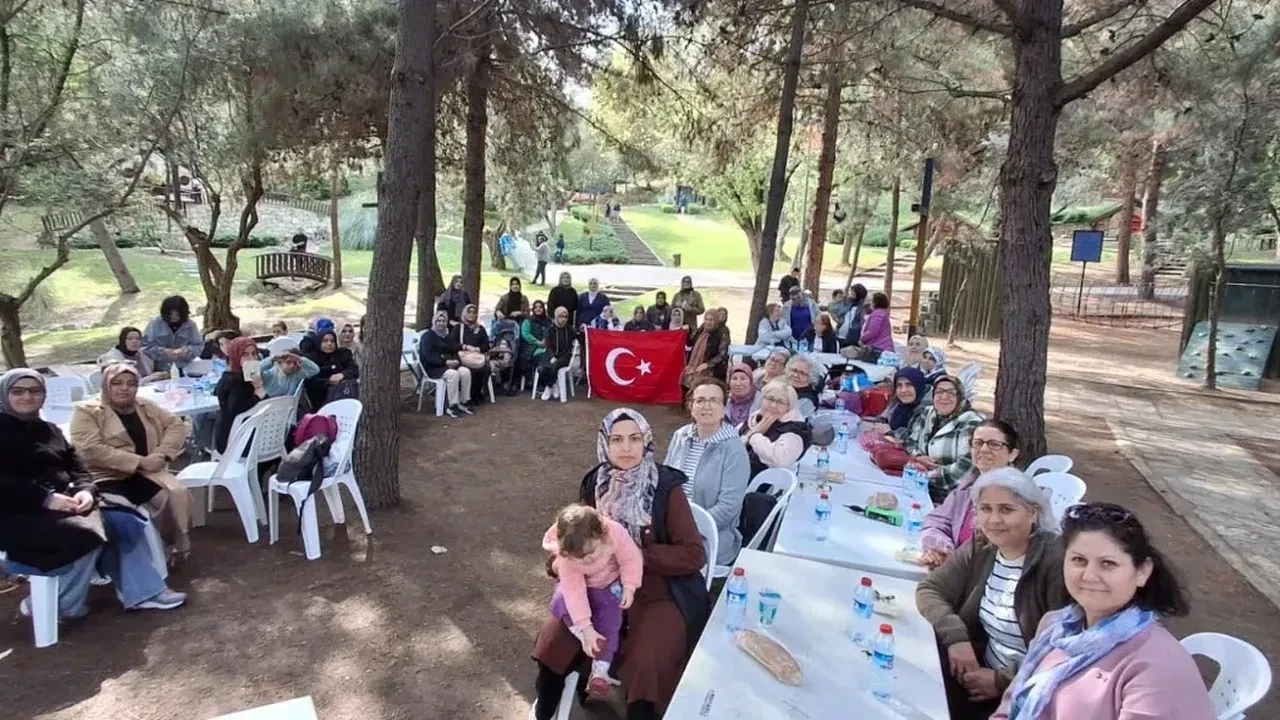 İşitme Engelli Kadınlar Derneği'nden unutulmaz buluşma: Eğlence, lezzet ve dostluk bir arada