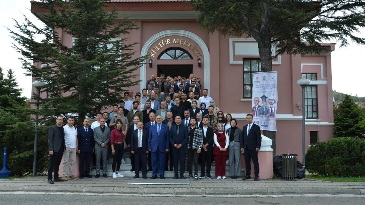Sessiz kahramanlar geleceği şekillendiriyor: Telekomünikasyon Teknikerleri Derneği kuşakları buluşturuyor