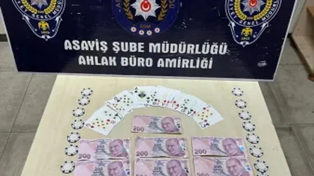 Gebze'de kumar oyunu baskını: 3 kişiye ceza, İş yeri sahibi hakkında adli İşlem