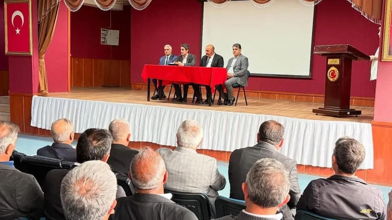 Sarıkamış’ta KÖYDES toplantısı gerçekleşti: Toplantıda köydeki yatırımlar ele alındı