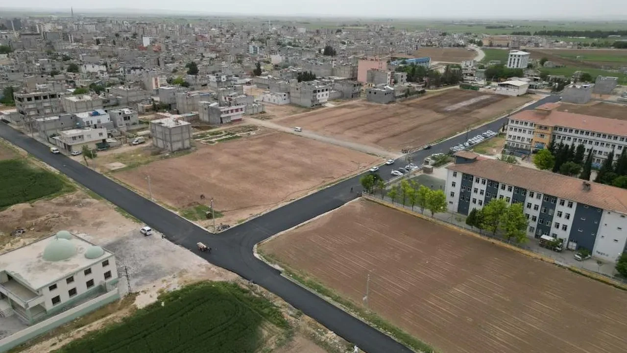 Suruç'ta asfalt seferberliği: Vatandaşlar memnun, Başkan Gülpınar'a teşekkürler