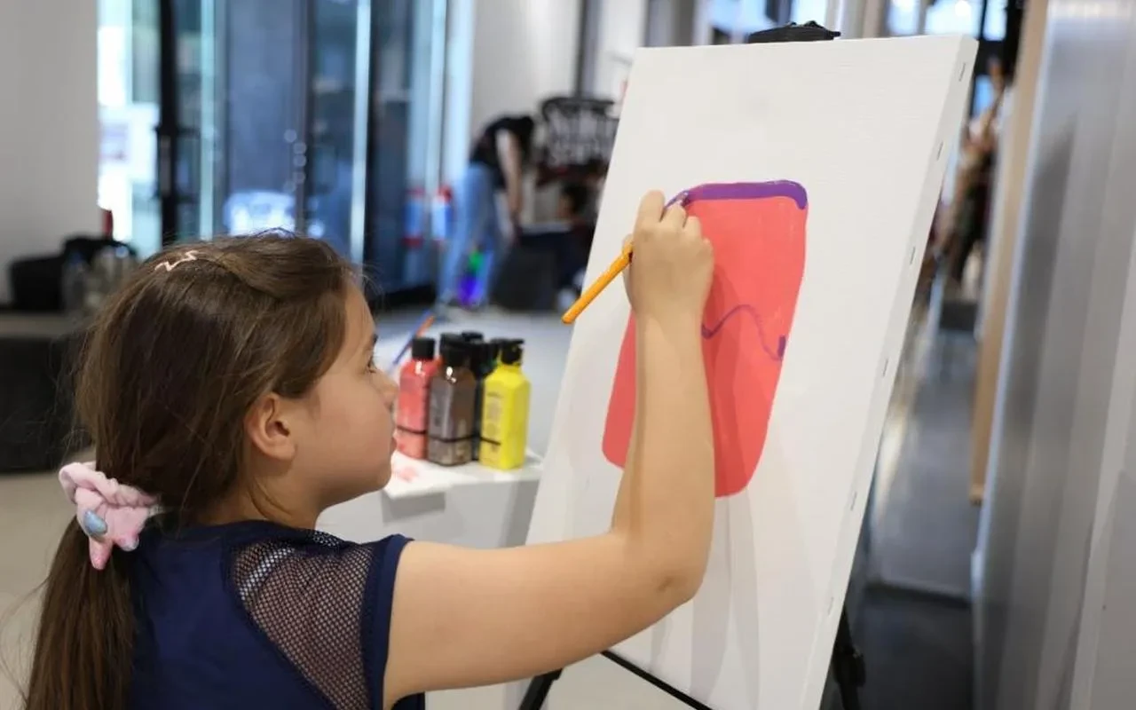 Kartepe Sanat Evi'nde öğrencilerden muhteşem sergi gösterisi