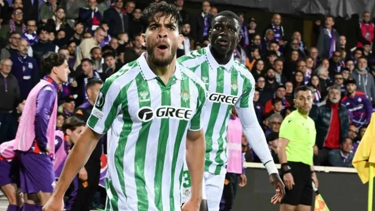 Chelsea ve Real Betis, UEFA Avrupa Konferans Ligi finalinde buluşuyor! Hangi takım şampiyon olacak?