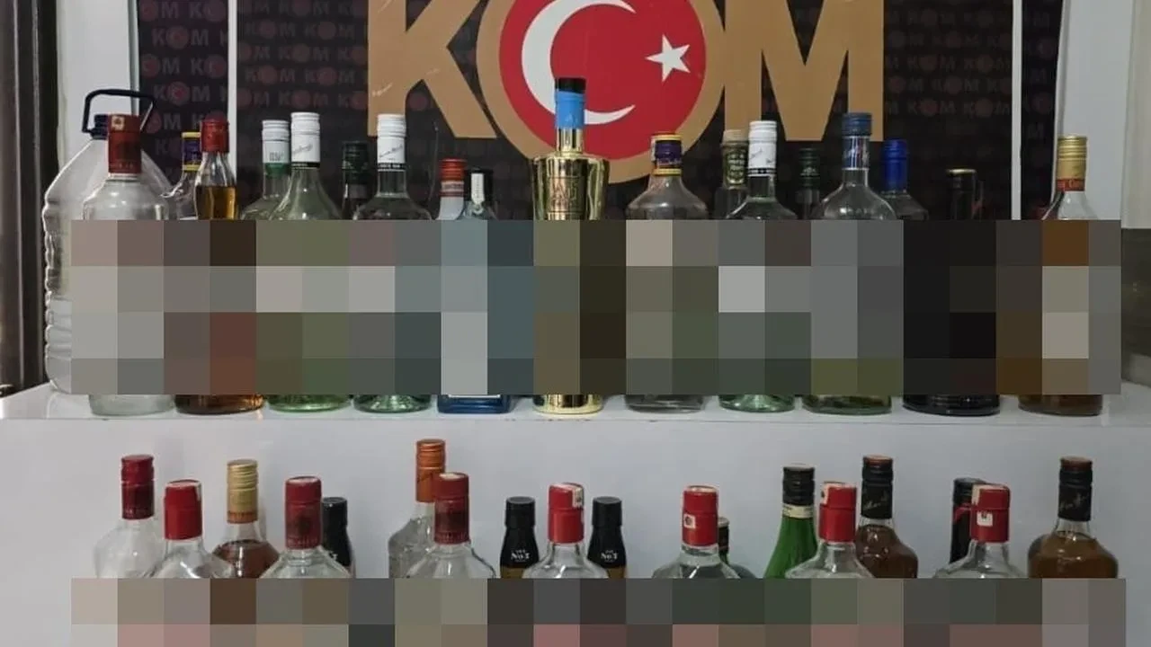 Didim'de kaçak içki şoku: 40 şişe bandrolsüz içki ele geçirildi