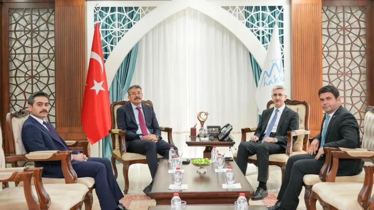 Milli Eğitim Bakan Yardımcısı Yılmaz, Hakkari'de eğitim politikalarını masaya yatırdı