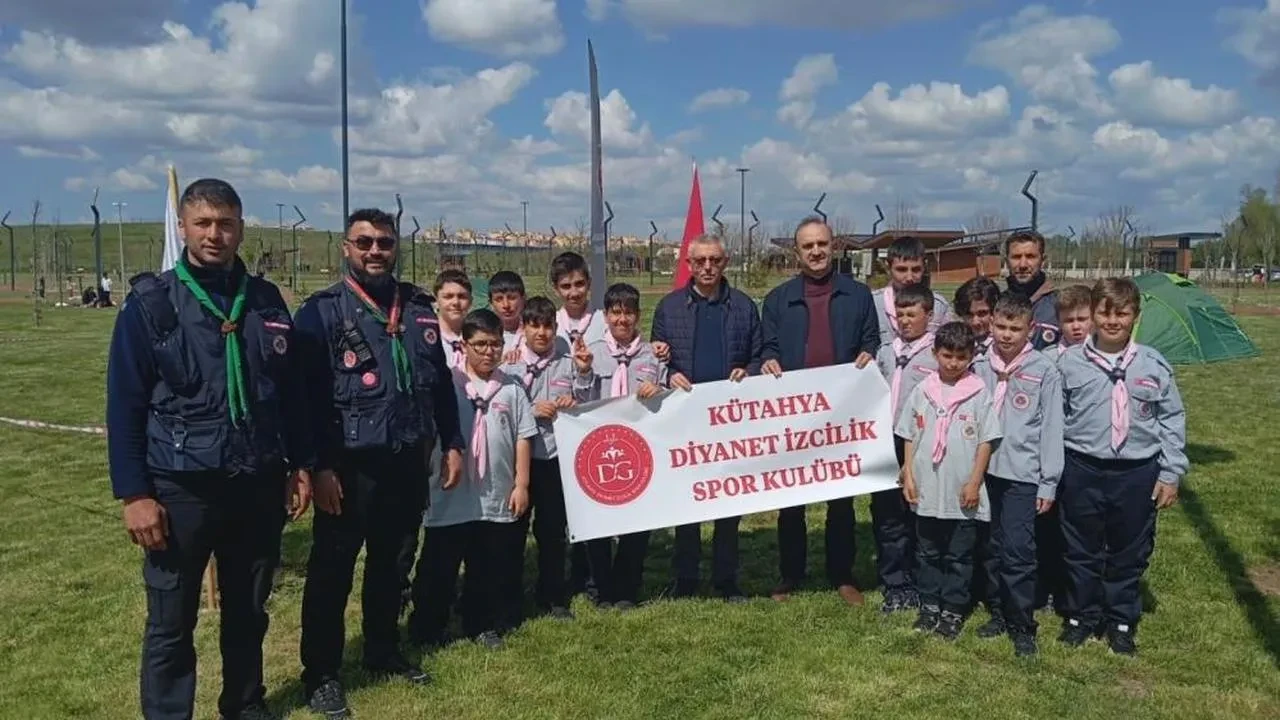 Kütahya'da izcilik kampı başladı: Gençler milli ve manevi değerlerle buluşuyor