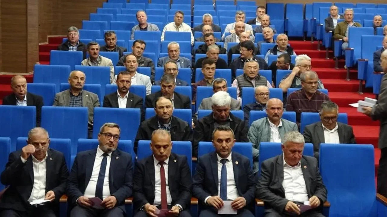 Orman yangınlarına karşı kritik toplantı: Tavşanlı'da muhtarlarla tedbirler gündeme geldi
