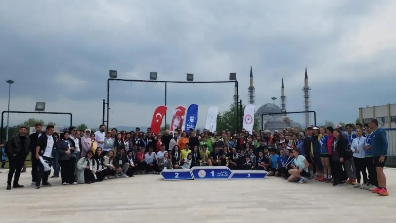 Bursa Uludağ Üniversitesi'nde aileler yarıştı: Toplumsal farkındalık için ilk adım