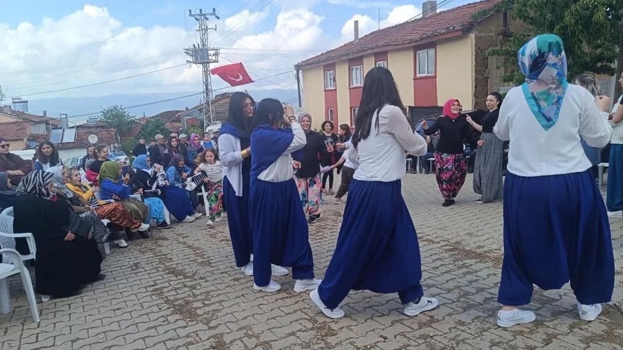 Yağmur duası ve Hıdırellez Şenliği coşkuyla kutlandı: Gelenekler yaşatılıyor mu?
