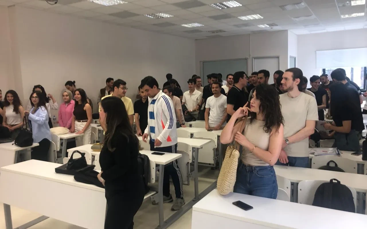 Eğitim dönemi sonunda öğrenciler müzikle eğlendi