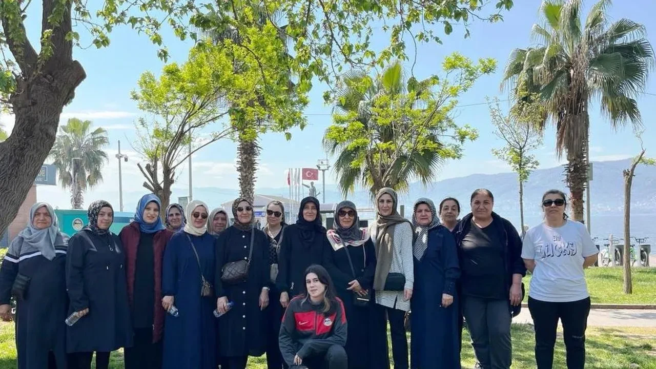 Körfez Belediyesi'nden sağlıklı yaşam için zumba kurslarına davet
