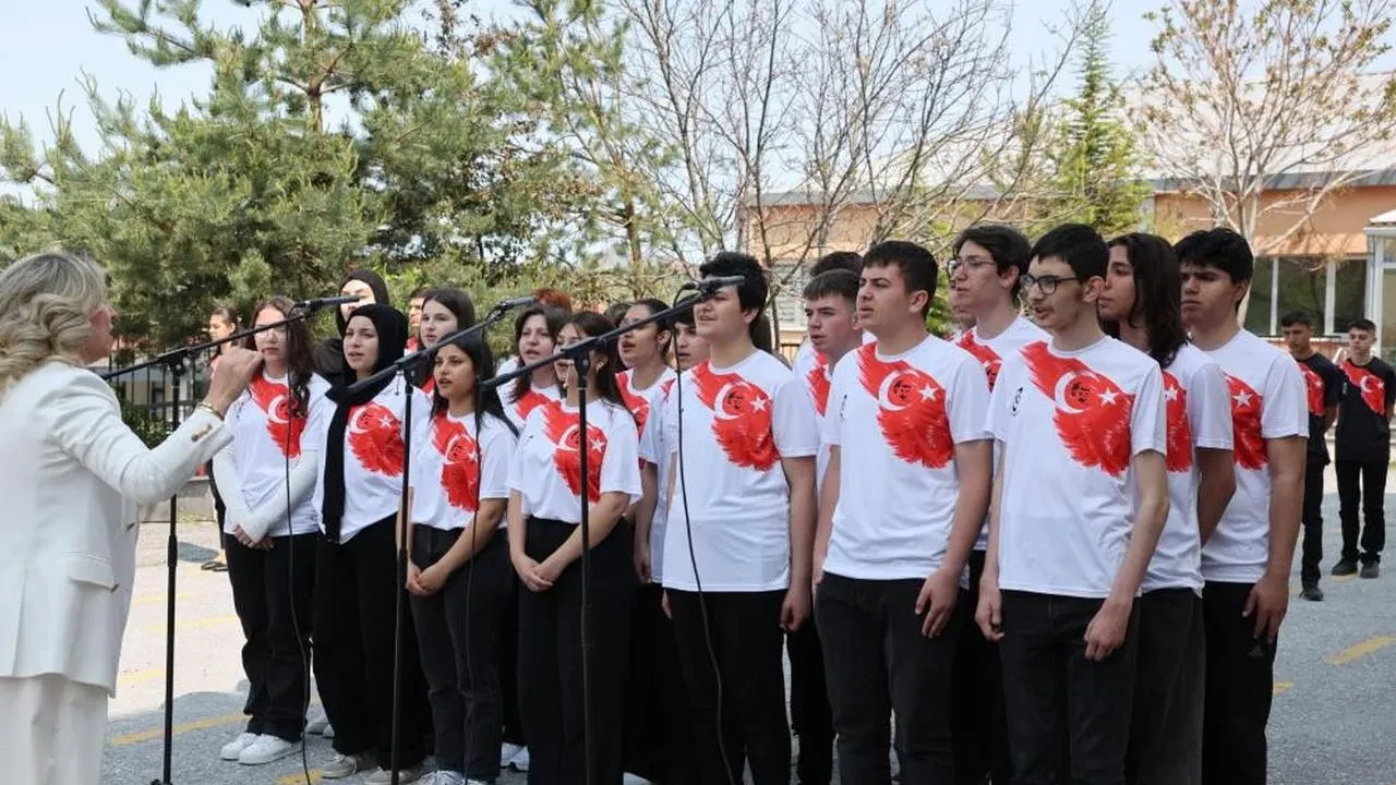 Hacılar'da 19 Mayıs coşkusu: Gençlik ve Spor Bayramı büyük kutlamalarla anıldı