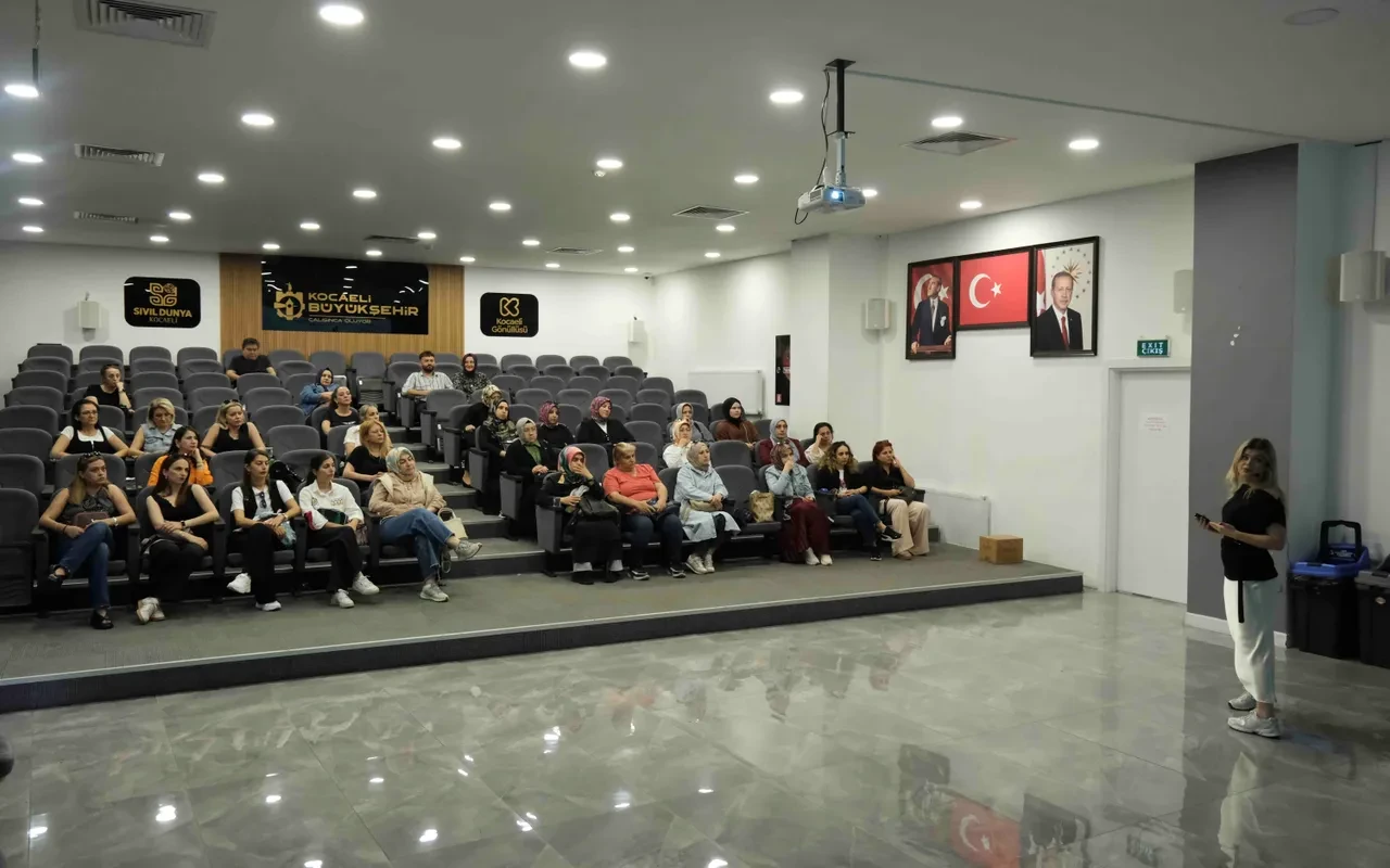 Kocaeli'de çocuklar için Çocuk Akılla Şehir etkinliği başladı