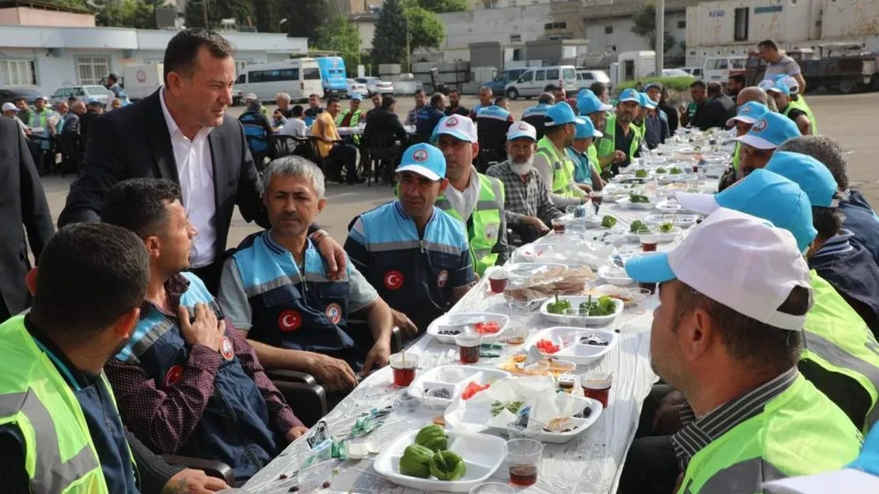Nizip Belediye Başkanı Ali Doğan'dan 1 Mayıs mesajı: Emeğe saygı ve dayanışma vurgusu
