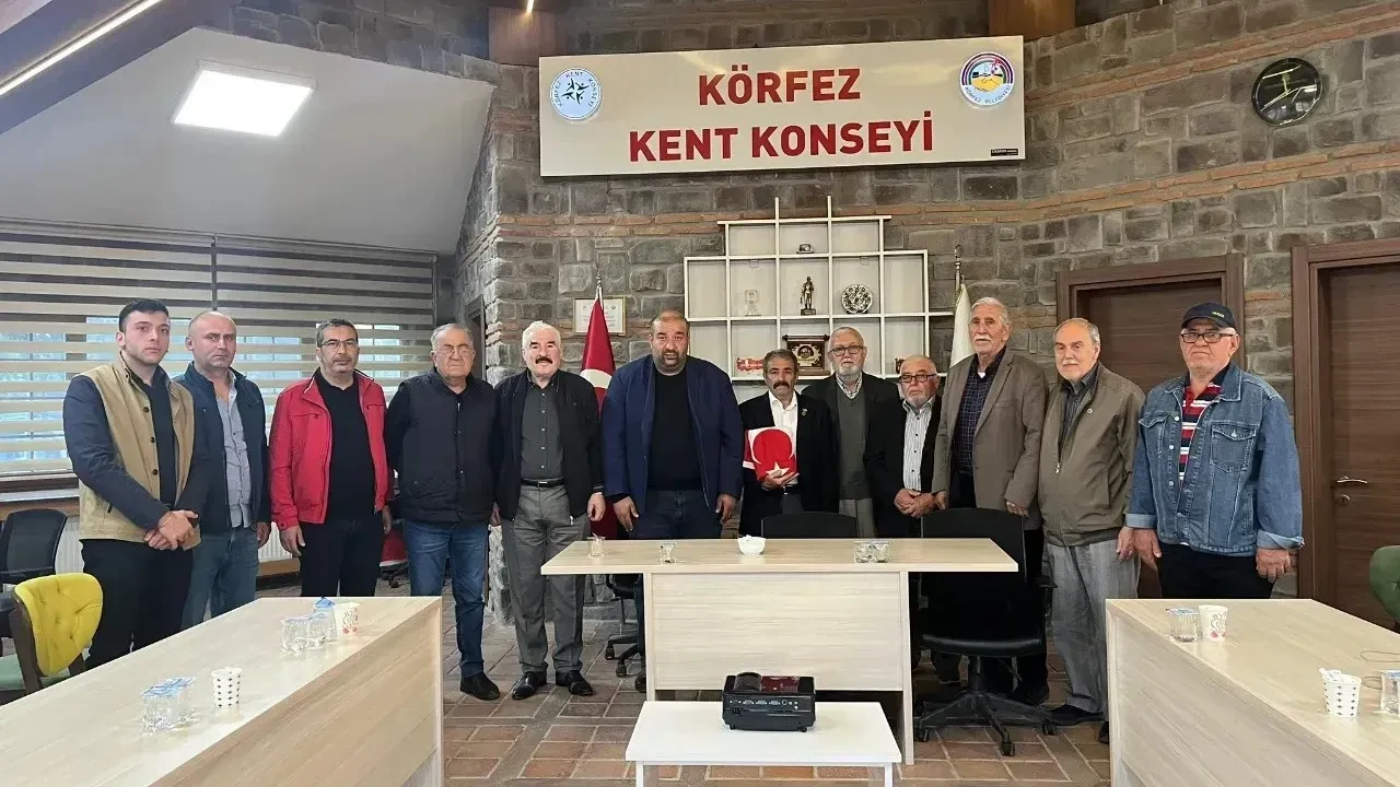 Körfez gazileriyle duygu dolu buluşma: Bayrak ve Kur’an-ı Kerim ile anlatılan kahramanlık hikayeleri