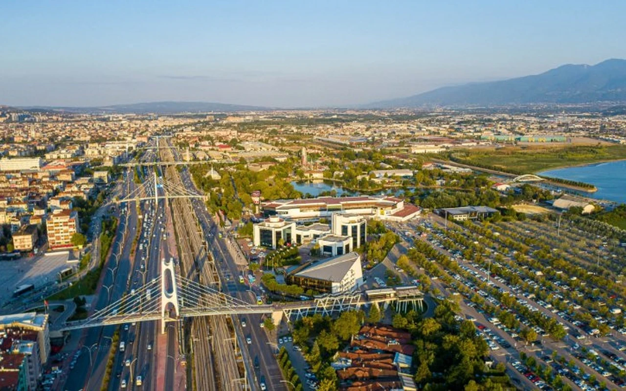 Kocaeli parçalı bulutlu havada nem yükselecek