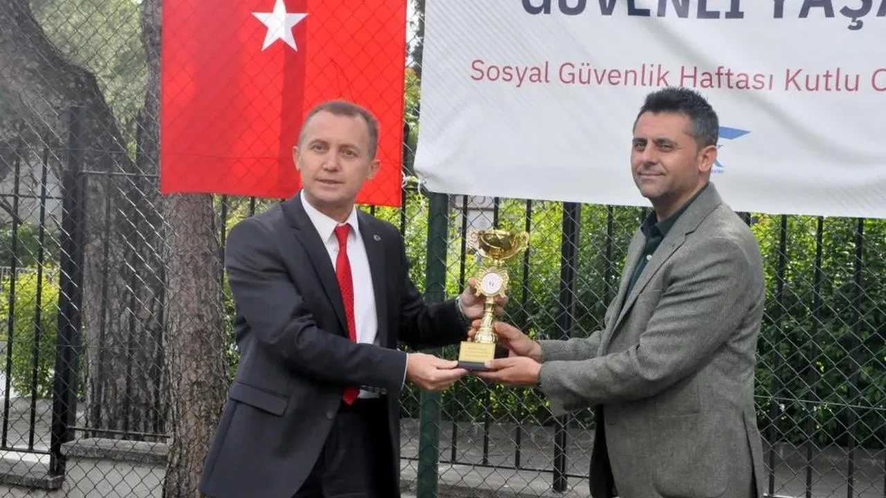 Sosyal Güvenlik Haftası'nda Muğla SGK İl Müdürlüğü'nde coşku dorukta