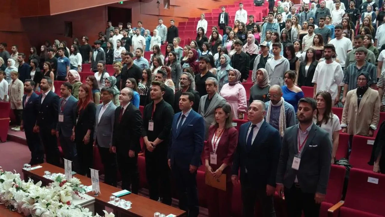 Kadraj İletişim Günleri başladı: İletişim dünyasının önemli isimleri buluşacak