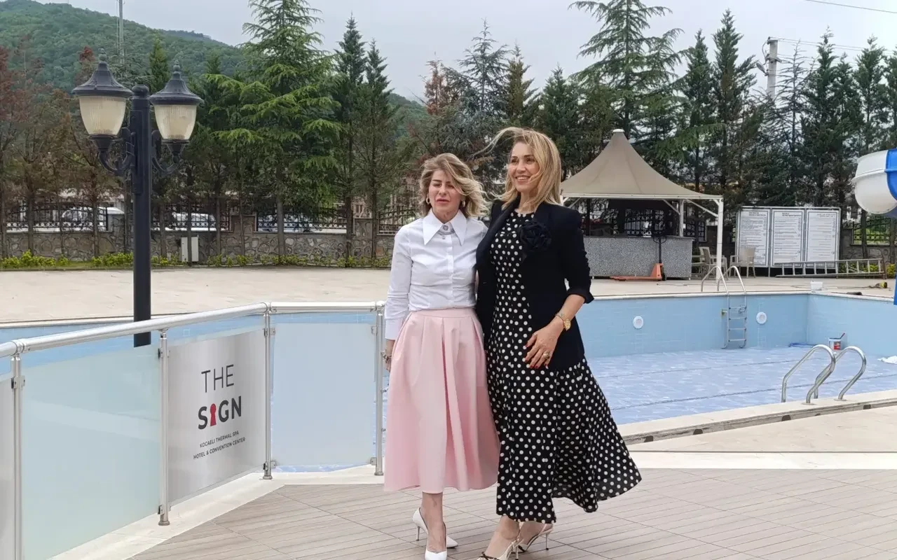 The Sign Otel'de sektör buluşması kokteyl ile başladı