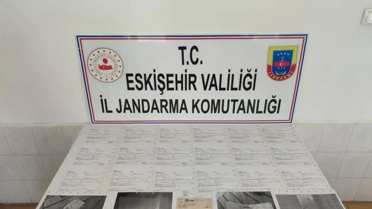 Eskişehir'de tefeci operasyonu: 4 milyon 700 tl değerinde çek ele geçirildi
