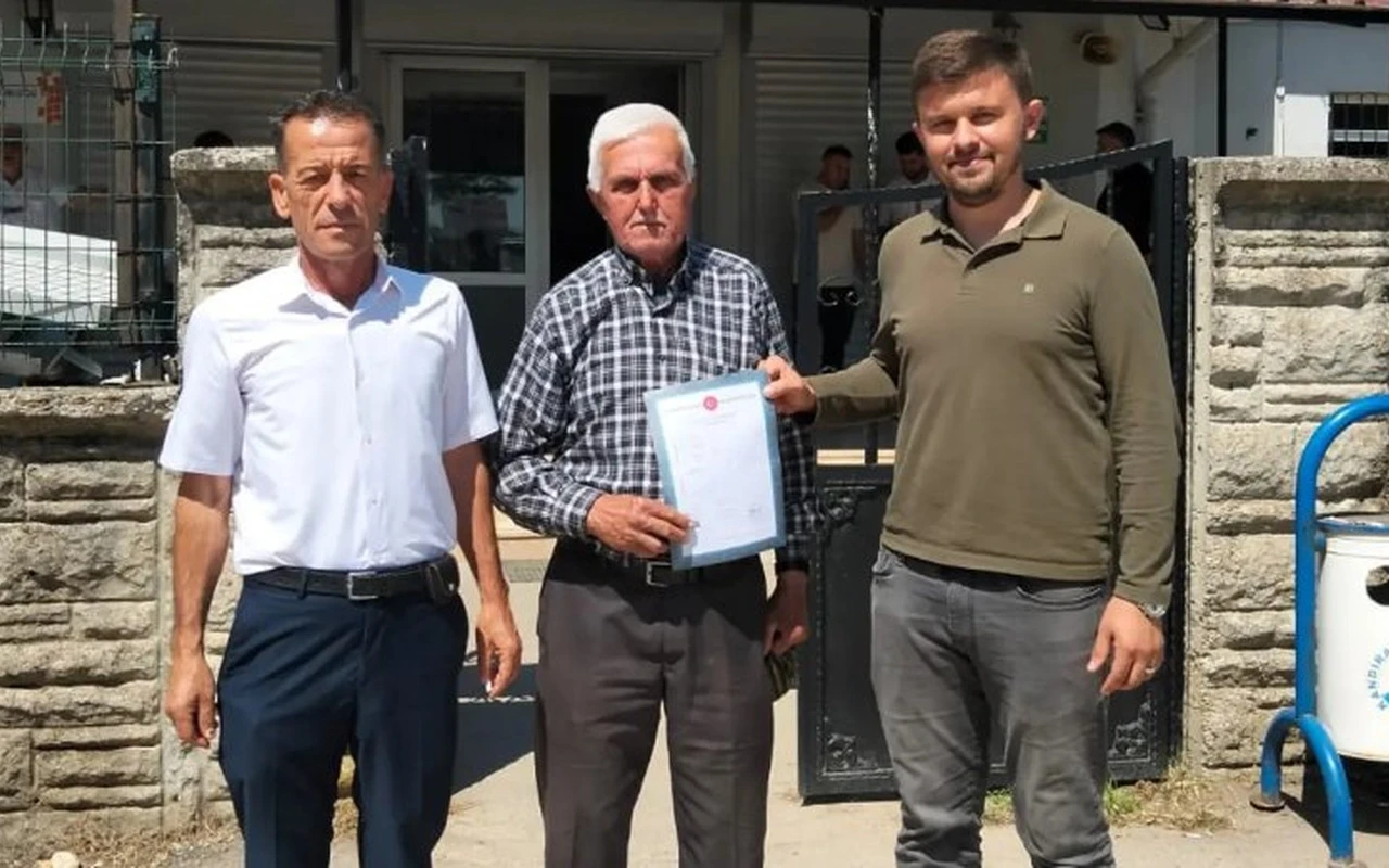 Kandıra Karadivan mahallesinde mezarlık alanı bağışlandı