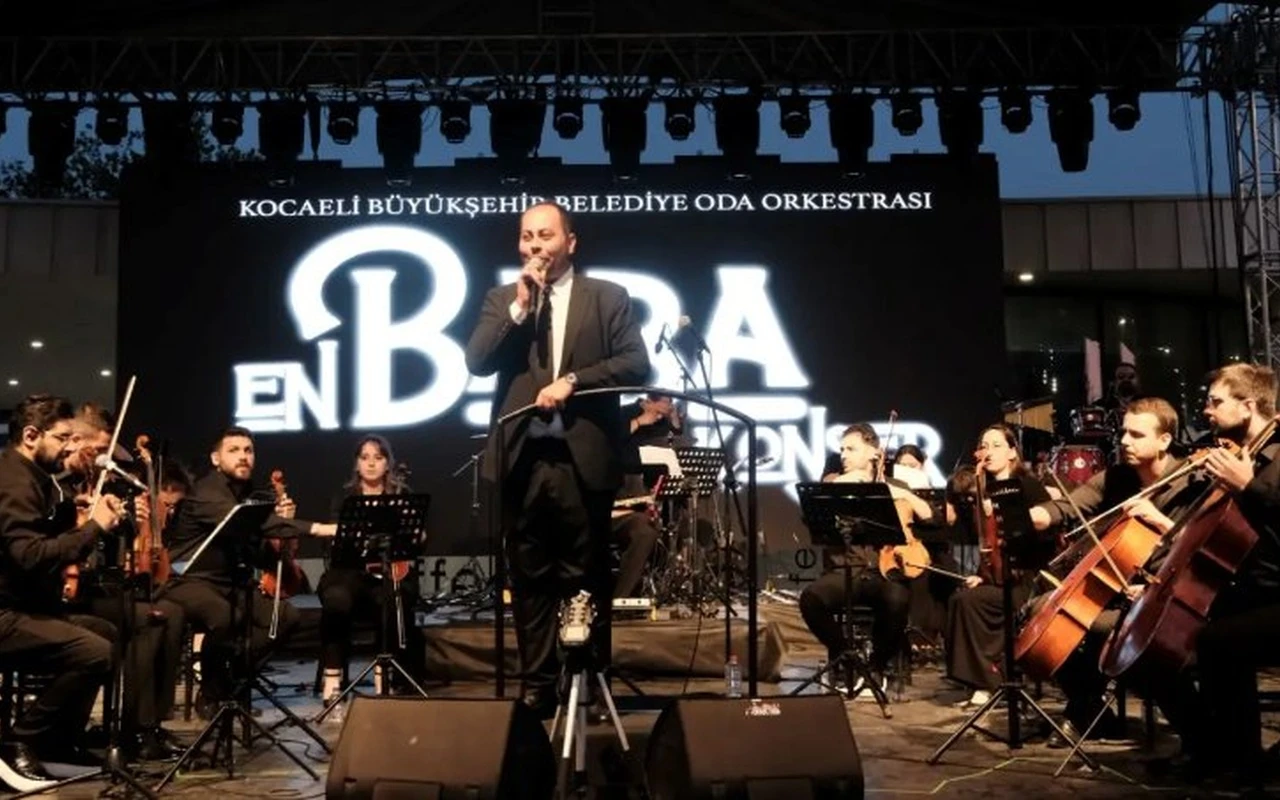 Kocaeli Oda Orkestrası Babalar Günü konseri verdi