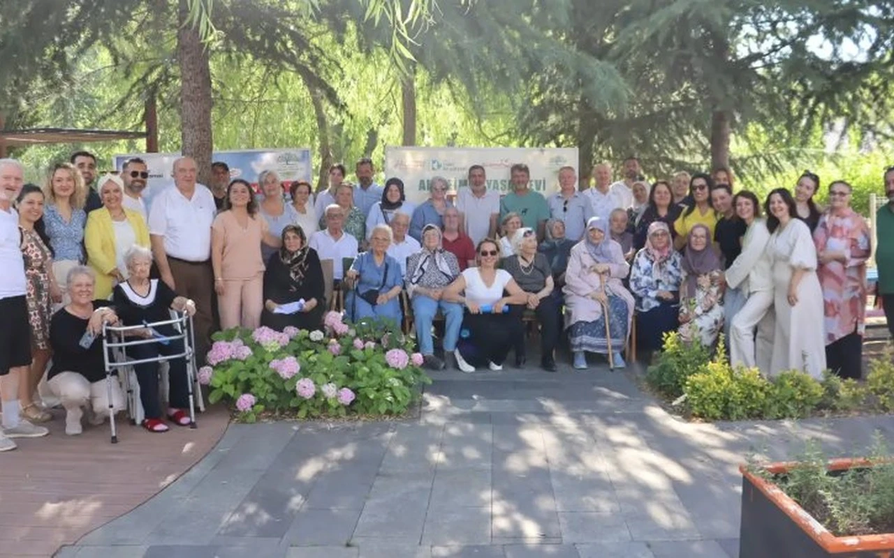 İzmit Alzheimer Yaşam Evi 4 yaşına girdi