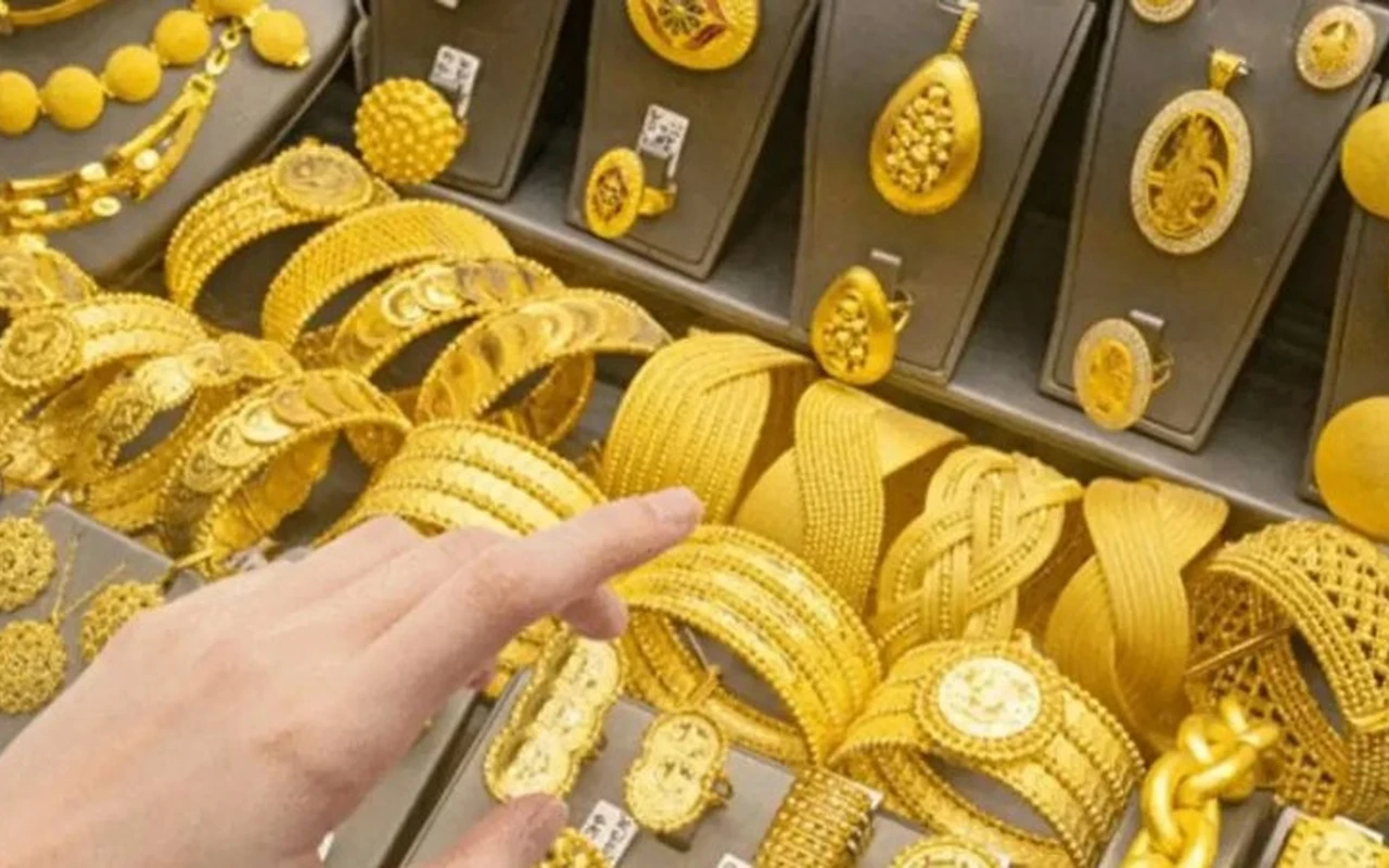 Altın fiyatları dolar etkisiyle yükselişe geçti