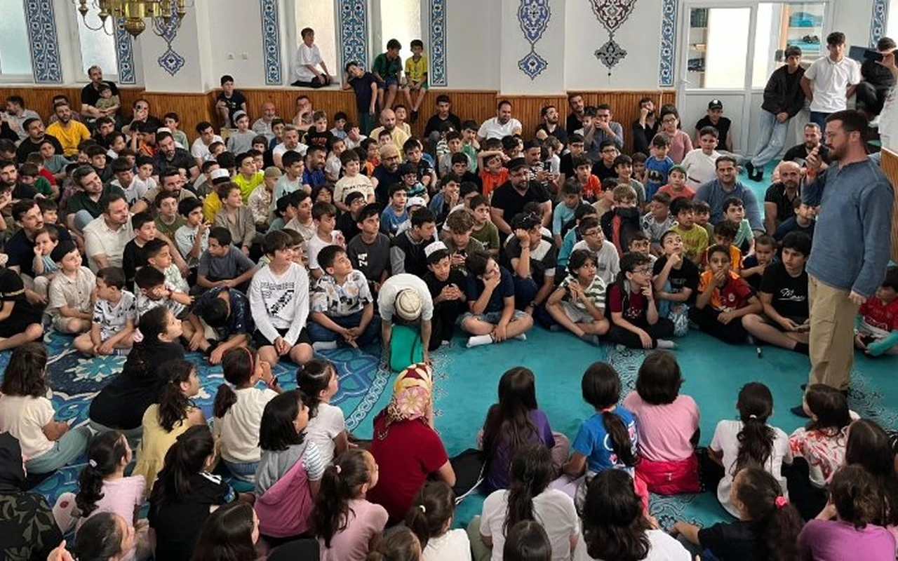 Sertaç Abi çocuklara dijital dünyayı anlattı
