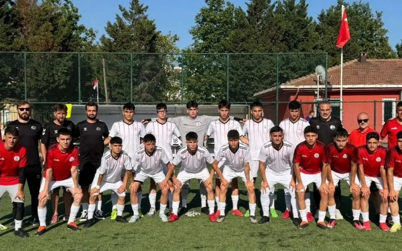 Körfez Gençlerbirliği U17 takımı Kurtköyspor ile berabere kaldı